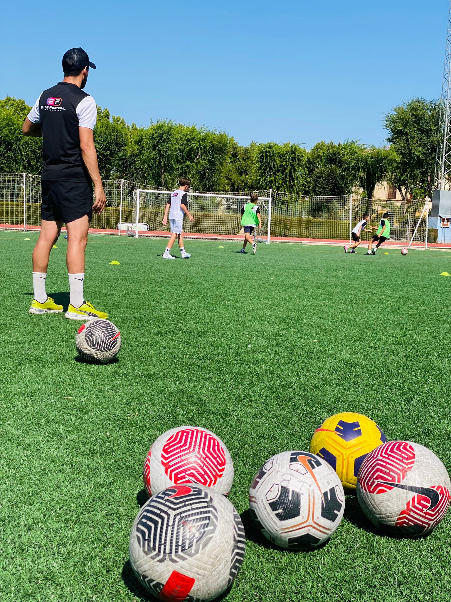 entrenamiento de fútbol écija
